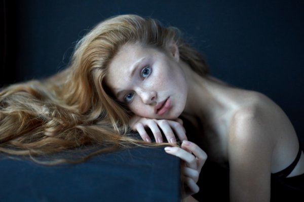 Женская красота на портретах Александра Виноградова