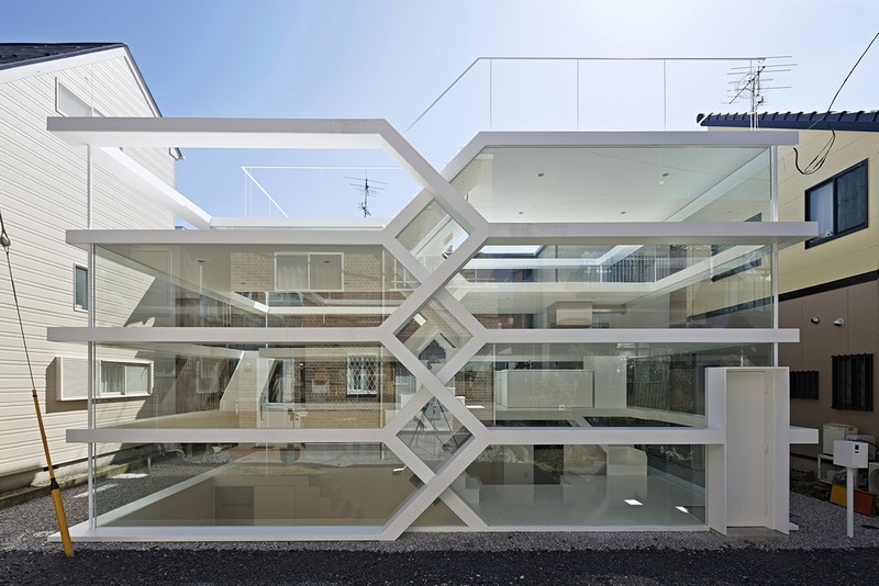 Прозрачный жилой дом в Японии