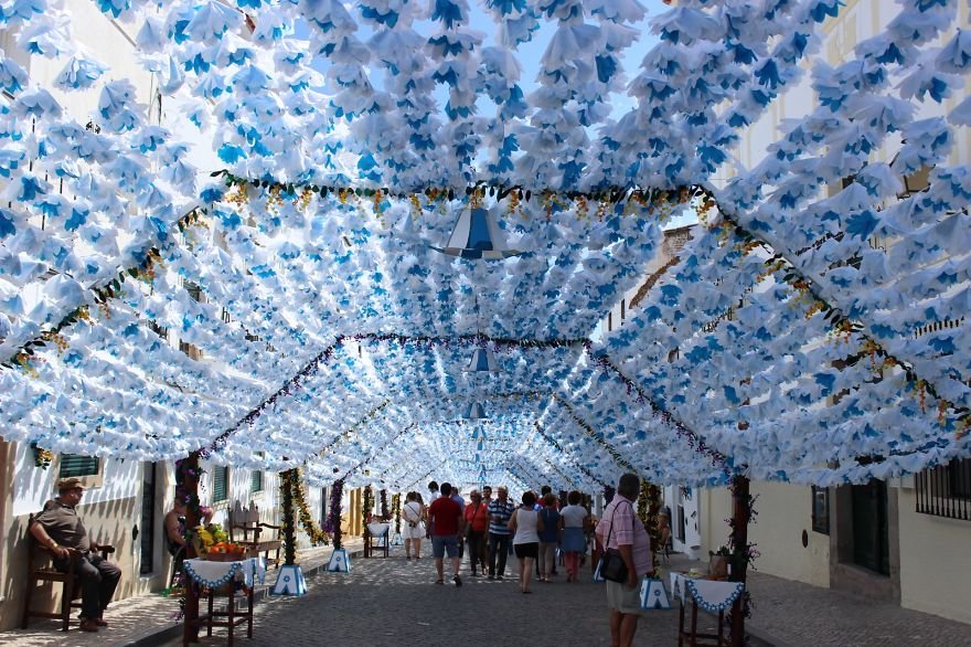 Народный фестиваль в португальском городе Кампу-Майор
