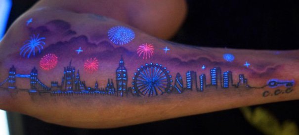 Татуировки, которые светятся в ультрафиолете