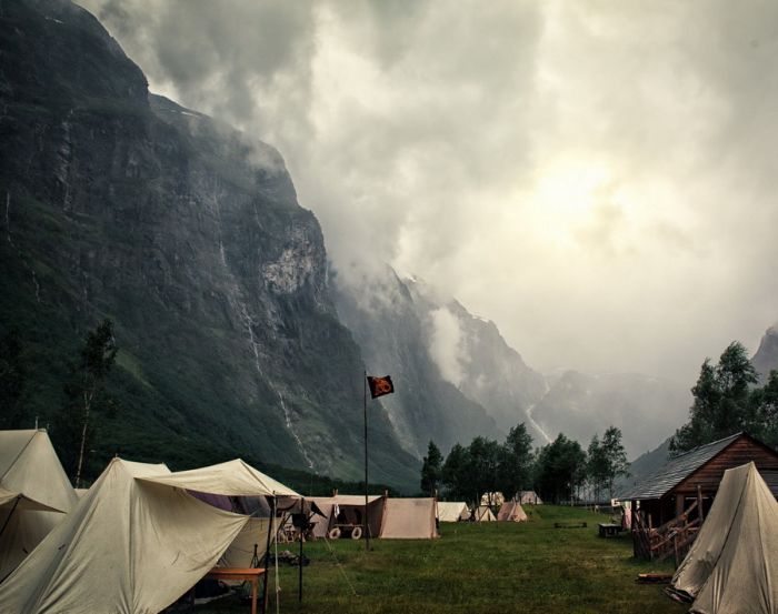 Традиционный норвежский фестиваль викингов в деревне Гудванген