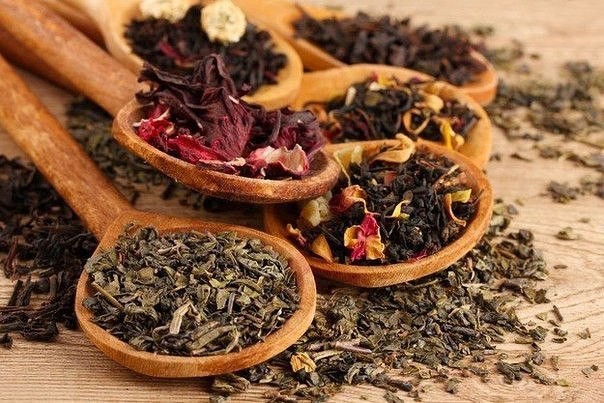 14 лучших лечебных добавок к чаю