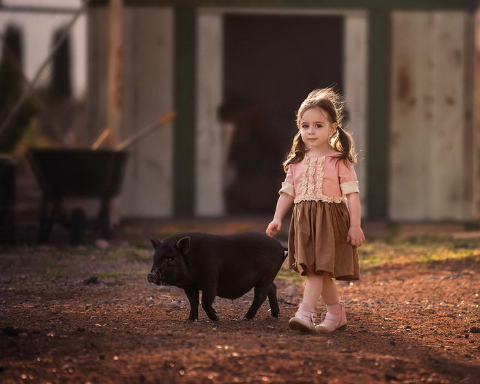 Девочка и ее связь с животными от Suzy Mead