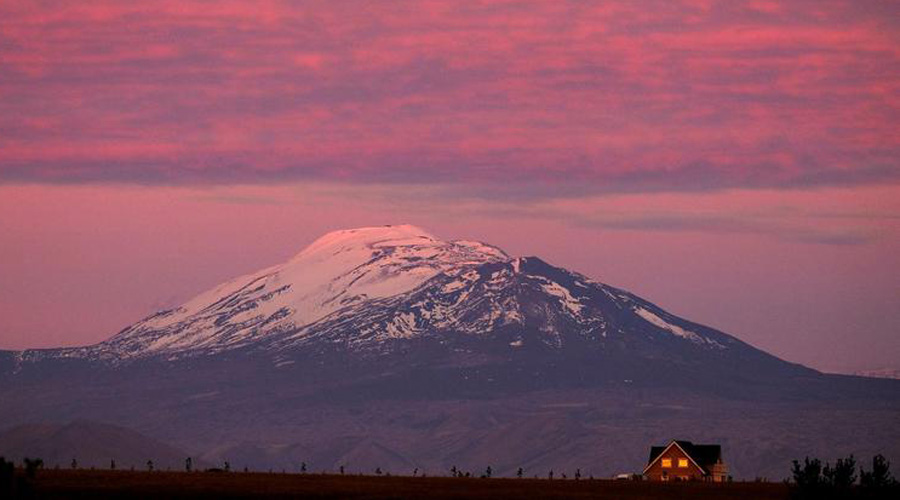 Пробуждение вулканов может уничтожить Исландию