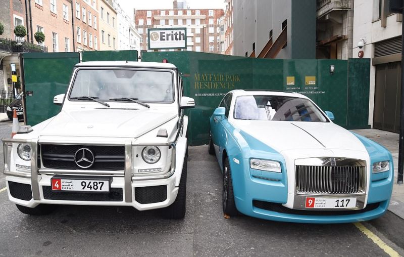 Арабские богачи открыли в Лондоне сезон крутых тачек