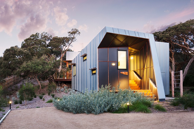 Компактный пляжный дом в Австралии