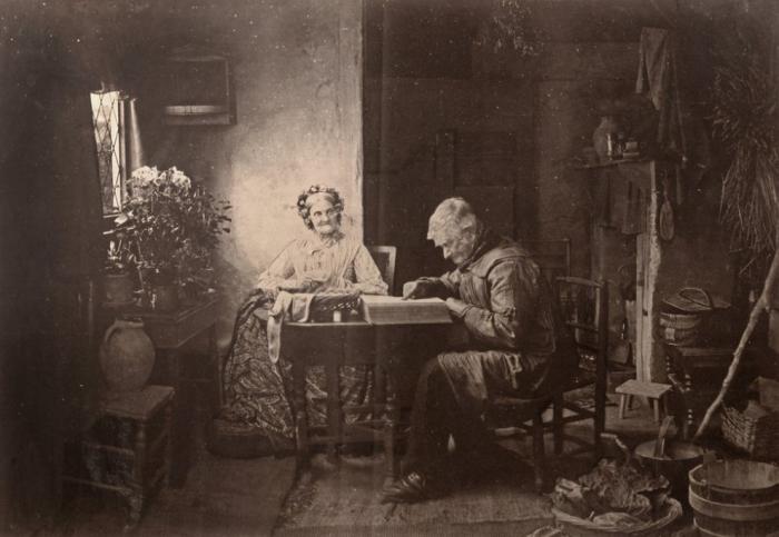 Выставка фотографий, сделанных в 19 веке