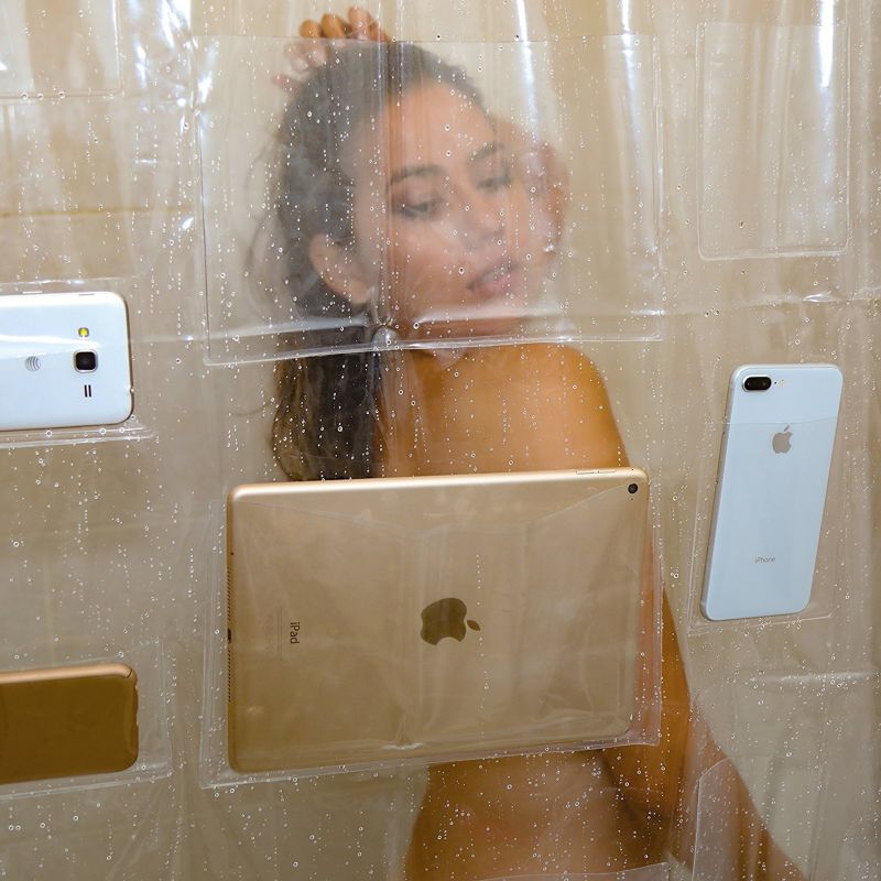 Занавеска для любителей принимать душ с гаджетами