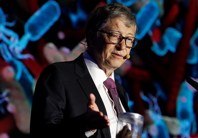 Билл Гейтс представил туалет, работающий без воды и канализации