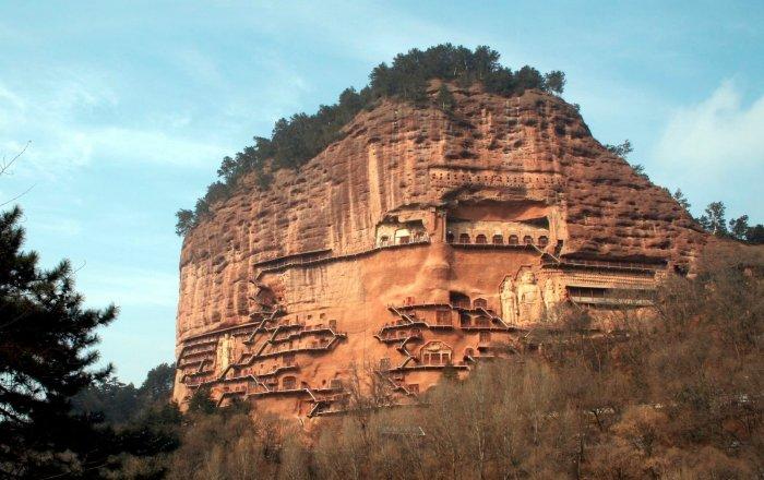 Майджишан – храм двух сотен пещер в Китае