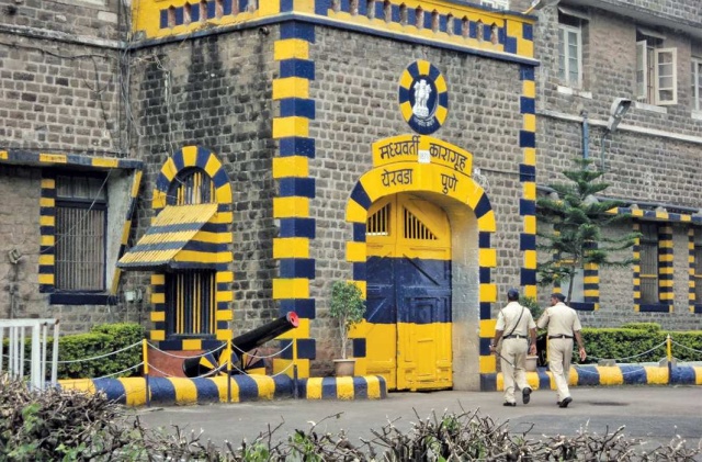 Солнечная паровая кухня в индийской тюрьме