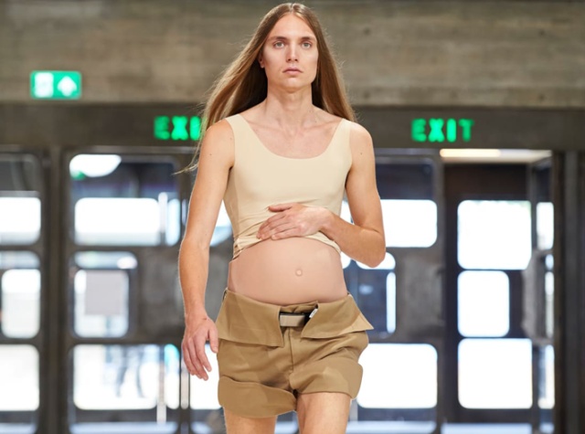 На лондонской Неделе моды на подиум вышли «беременные мужчины»
