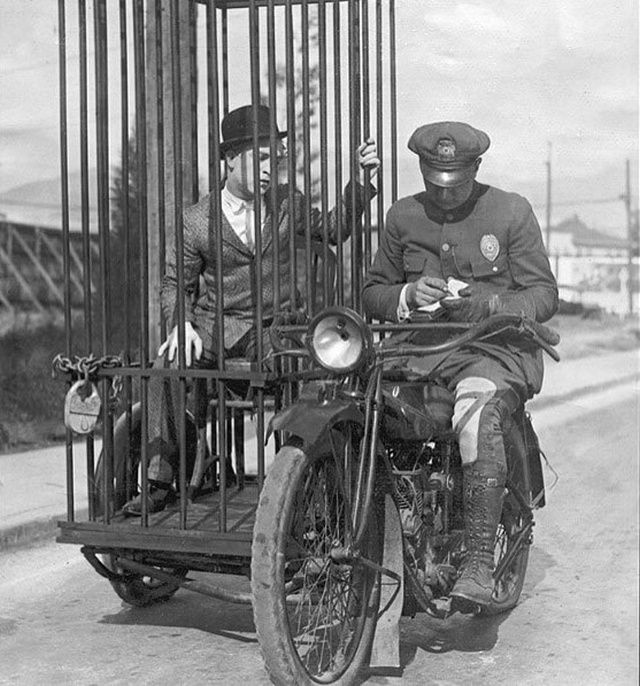 Работа полиции США в начале XX века на снимках