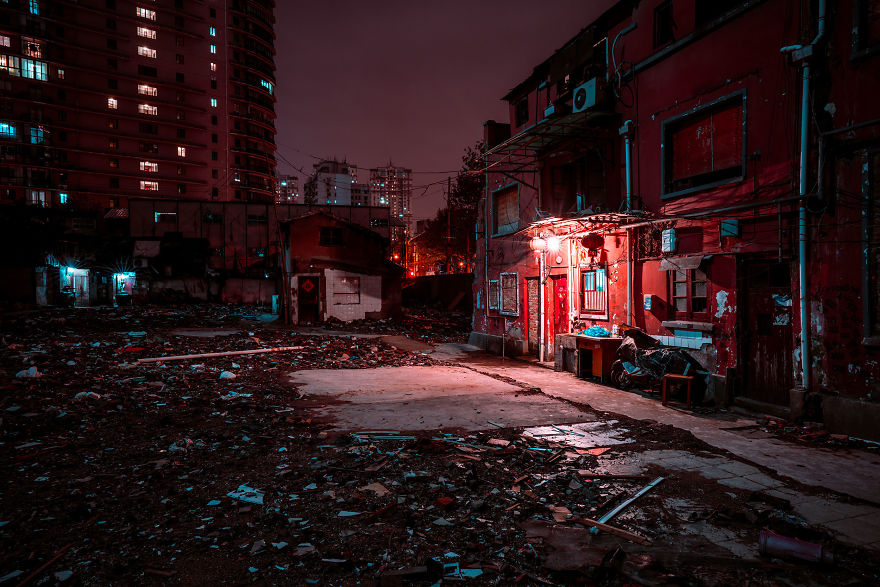 Киберпанковые улицы Шанхая на снимках Коди Эллингема