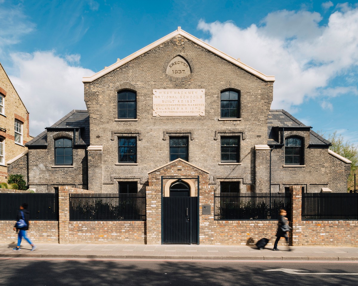 Старинную школу превратили в элитный жилой комплекс в Лондоне