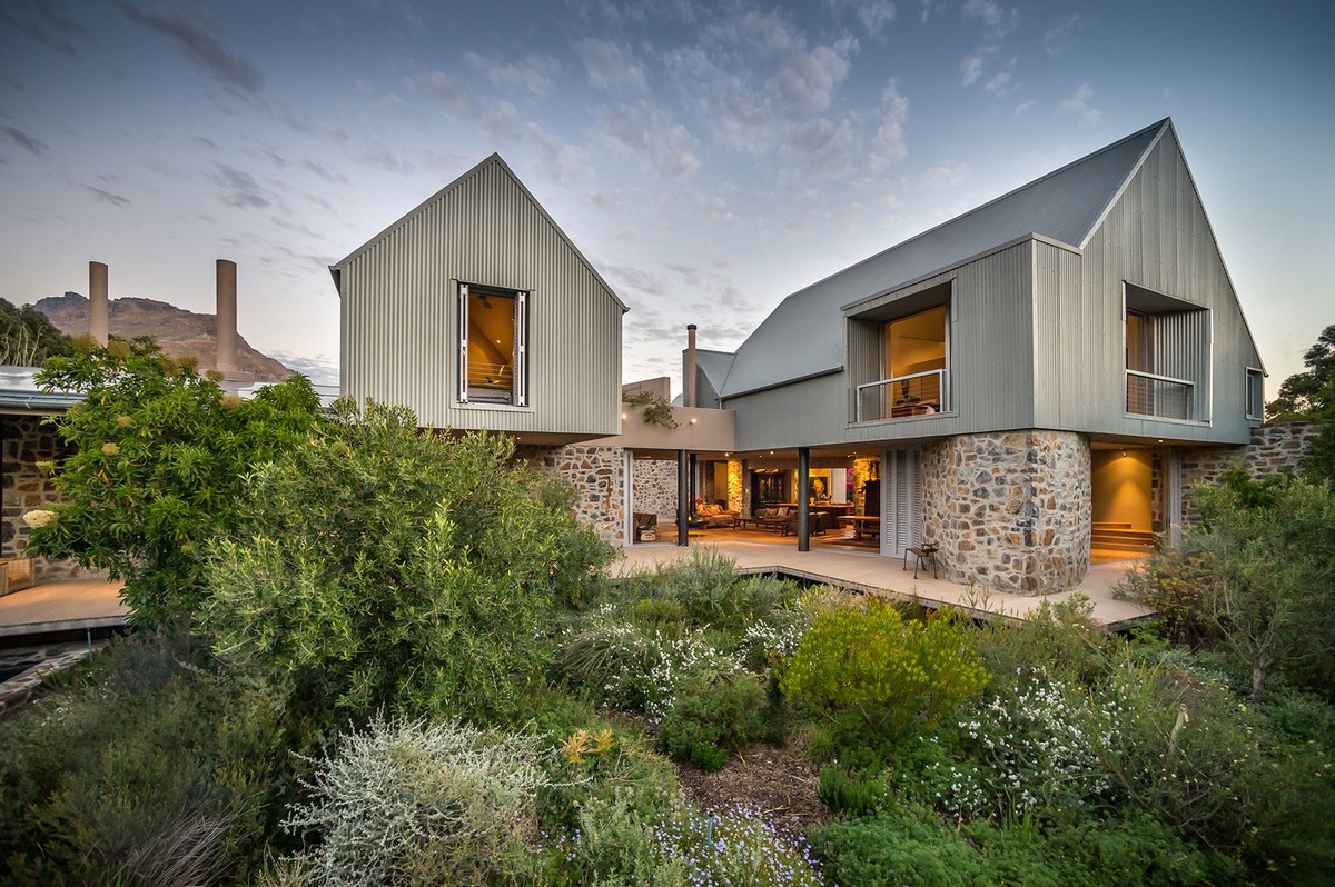 Современный дом в фермерском стиле в ЮАР