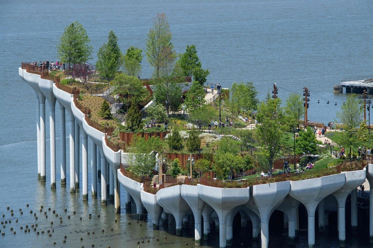 Парк Литл-Айленд над рекой Гудзон в Нью-Йорке