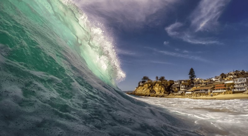 Где бывают самые большие волны в мире