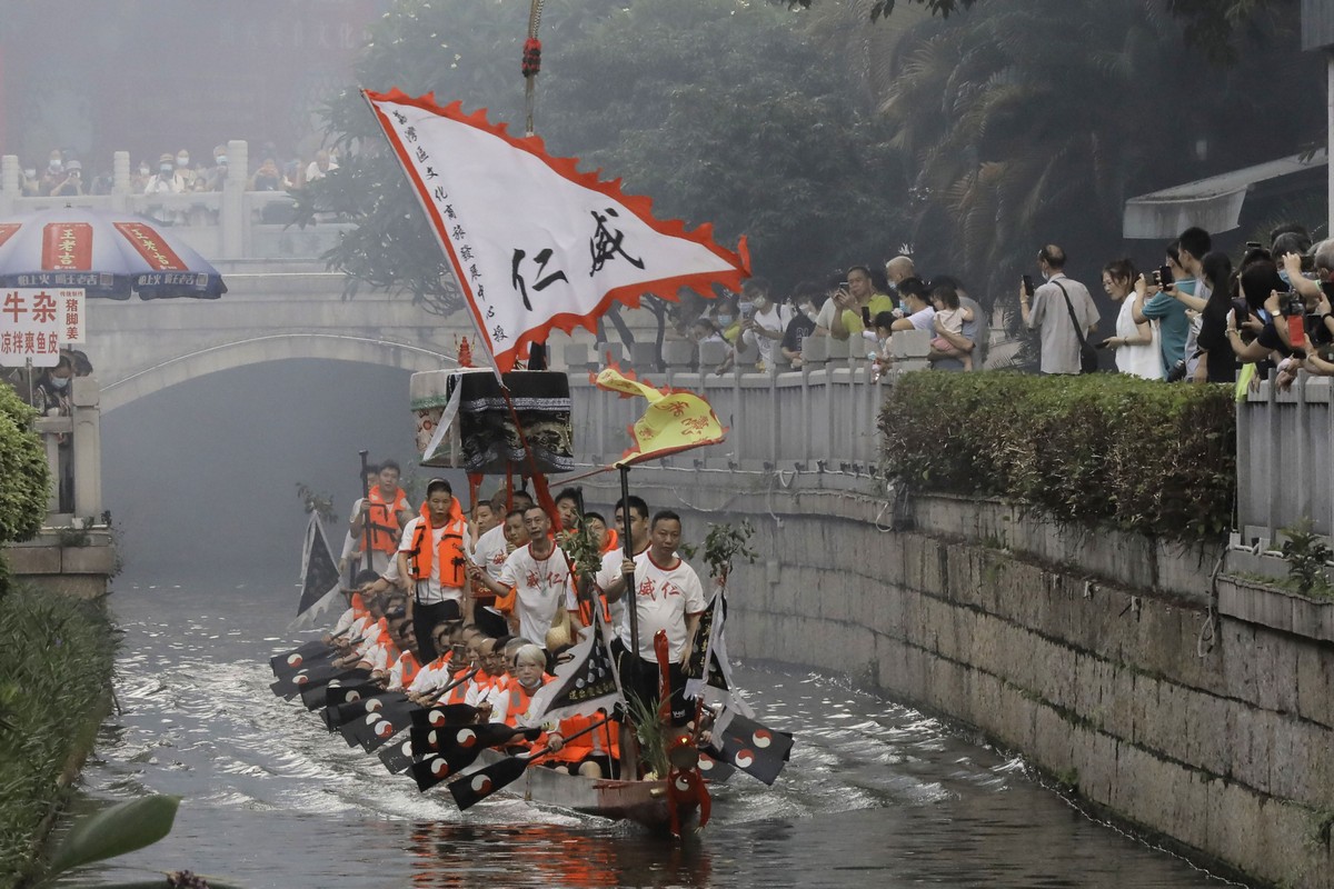 Праздник дуаньу в Китае. Исторические события Китая. Dragon Boat Festival in China. 20 Мая праздник Китай.