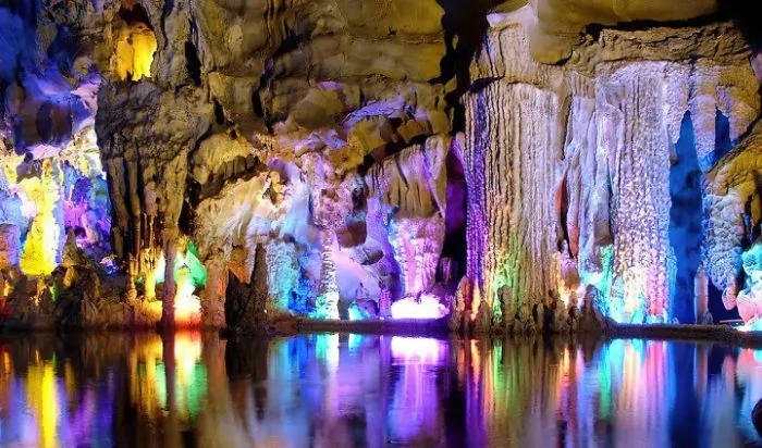 Снимки самых красивых пещер в мире