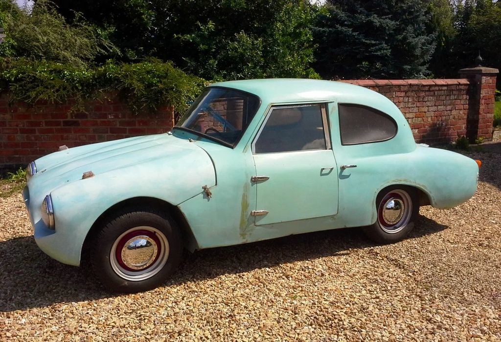 Редкая английская машина Fairthorpe Electrina 1963 года