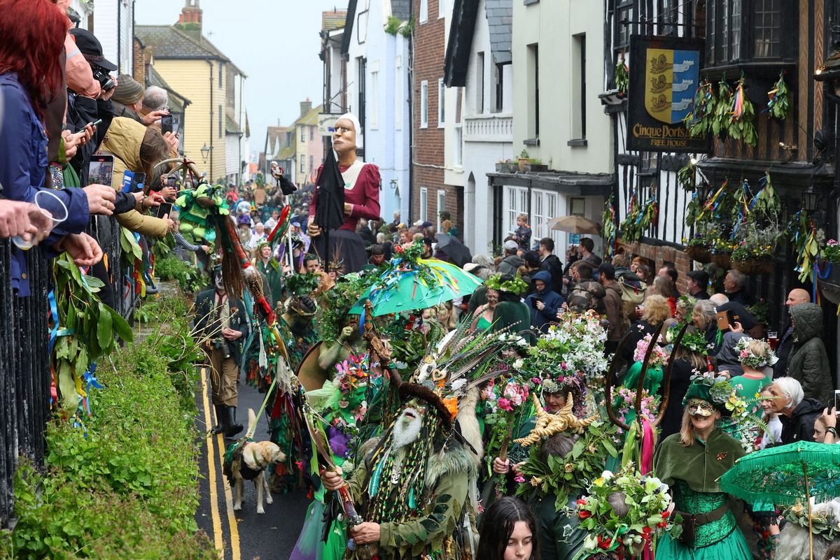 Ежегодный парад Джек в зеленом прошел в Великобритании